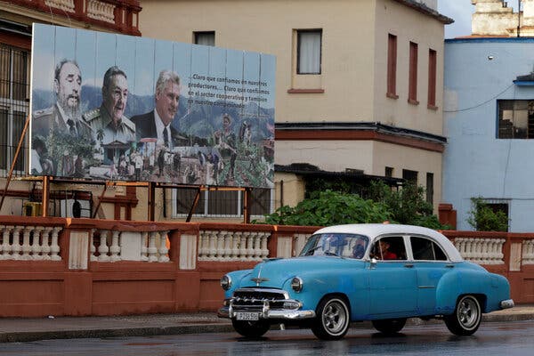 U.S. Tightens Cuba Pressure With Sanctions on Top Officials