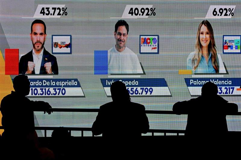 Trump Supporter, Leftist Advance To Colombia Runoff
