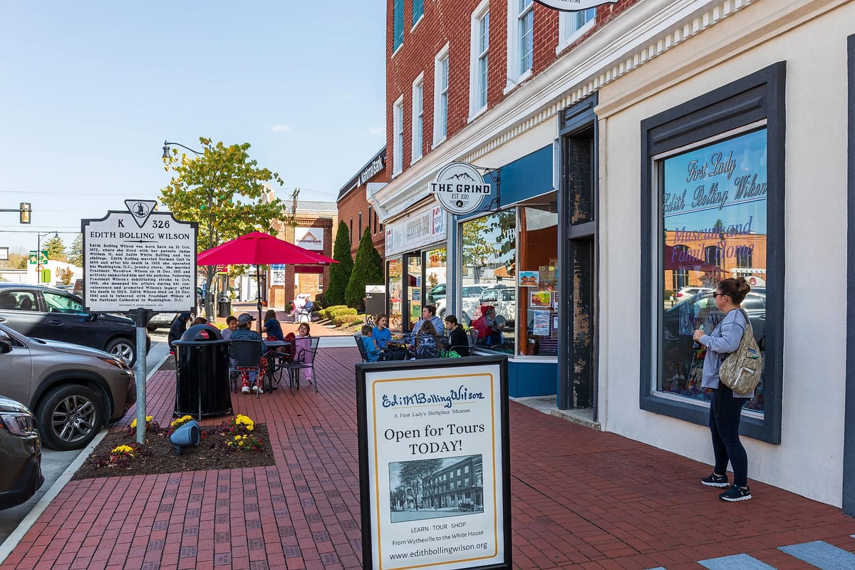 9 Charming Small Towns in Virginia