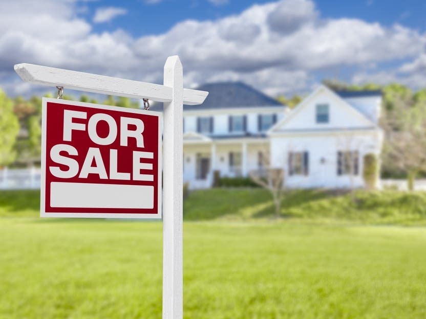 Celebrity Seeks $100 Million for Connecticut Home