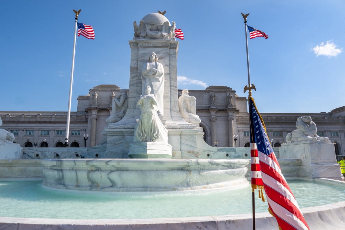 Washington Monuments Are Back - And So Is American Memory