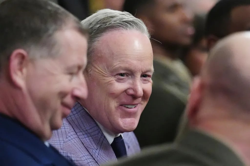 Sean Spicer-Linked Group Courts Seniors With Pro-Trump Pitch