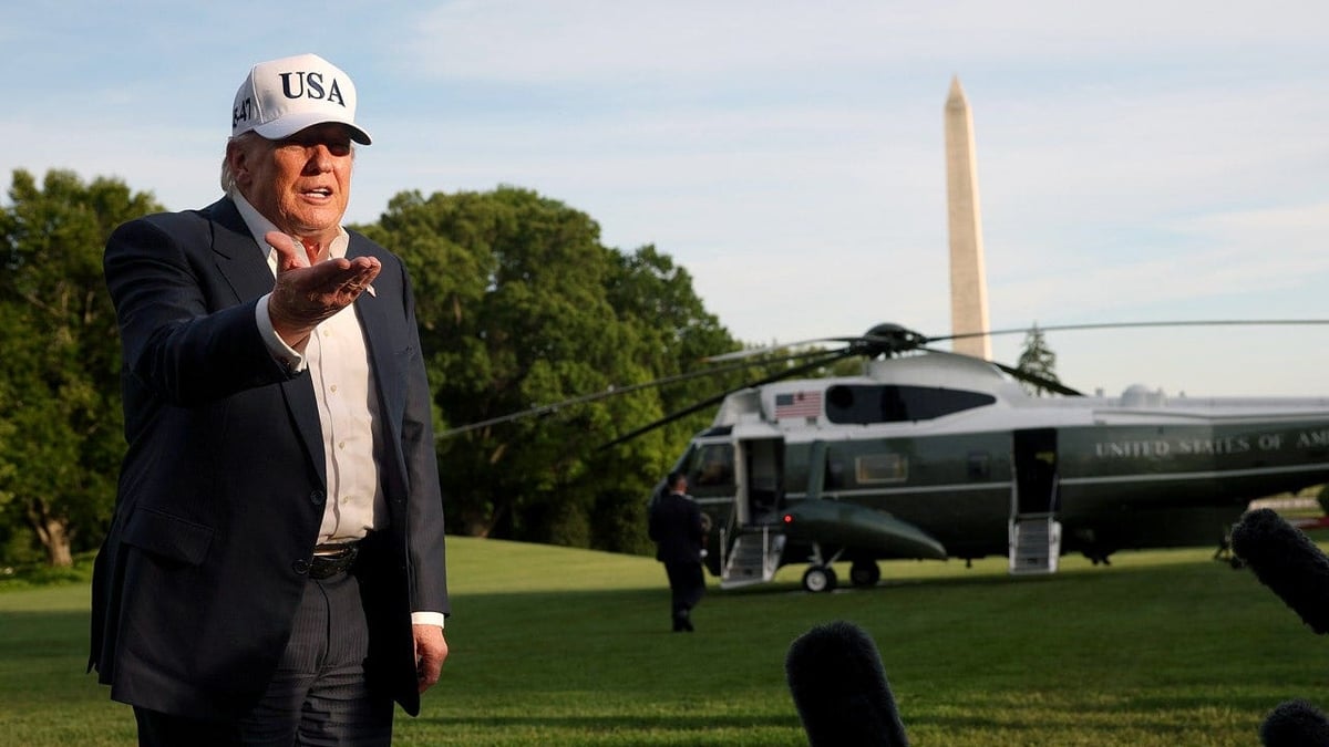 Trump Eyes White House Lawn Project To Ease Presidential Travel