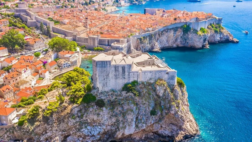 5 Spots Where Off-Season Travel Wins Big