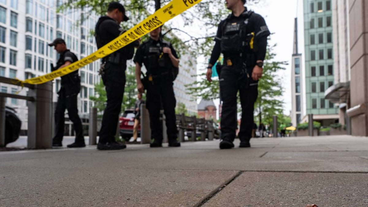 Bystander Left Critical After Fatal Shooting Near White House