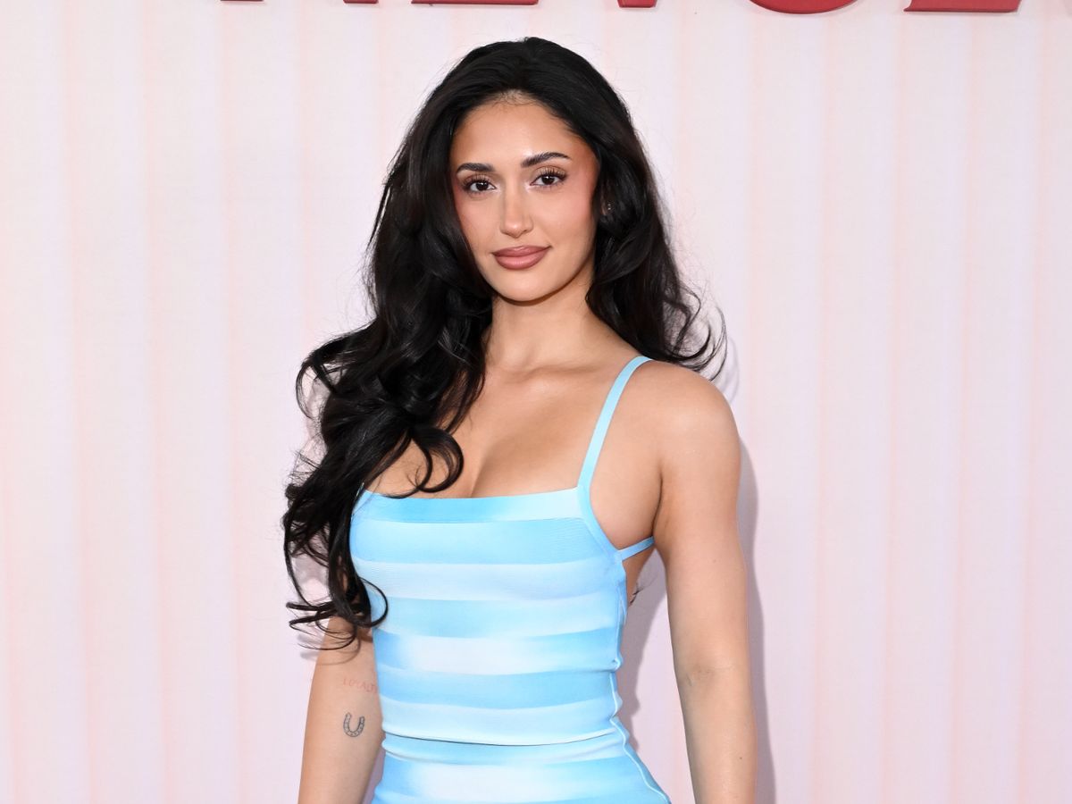 Love Island Star Denies Coachella Toilet Line Skipping