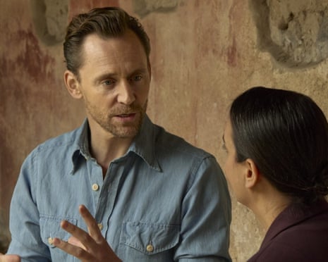 Tom Hiddleston's 'Pompeii' and 6 More Shows to Stream Now