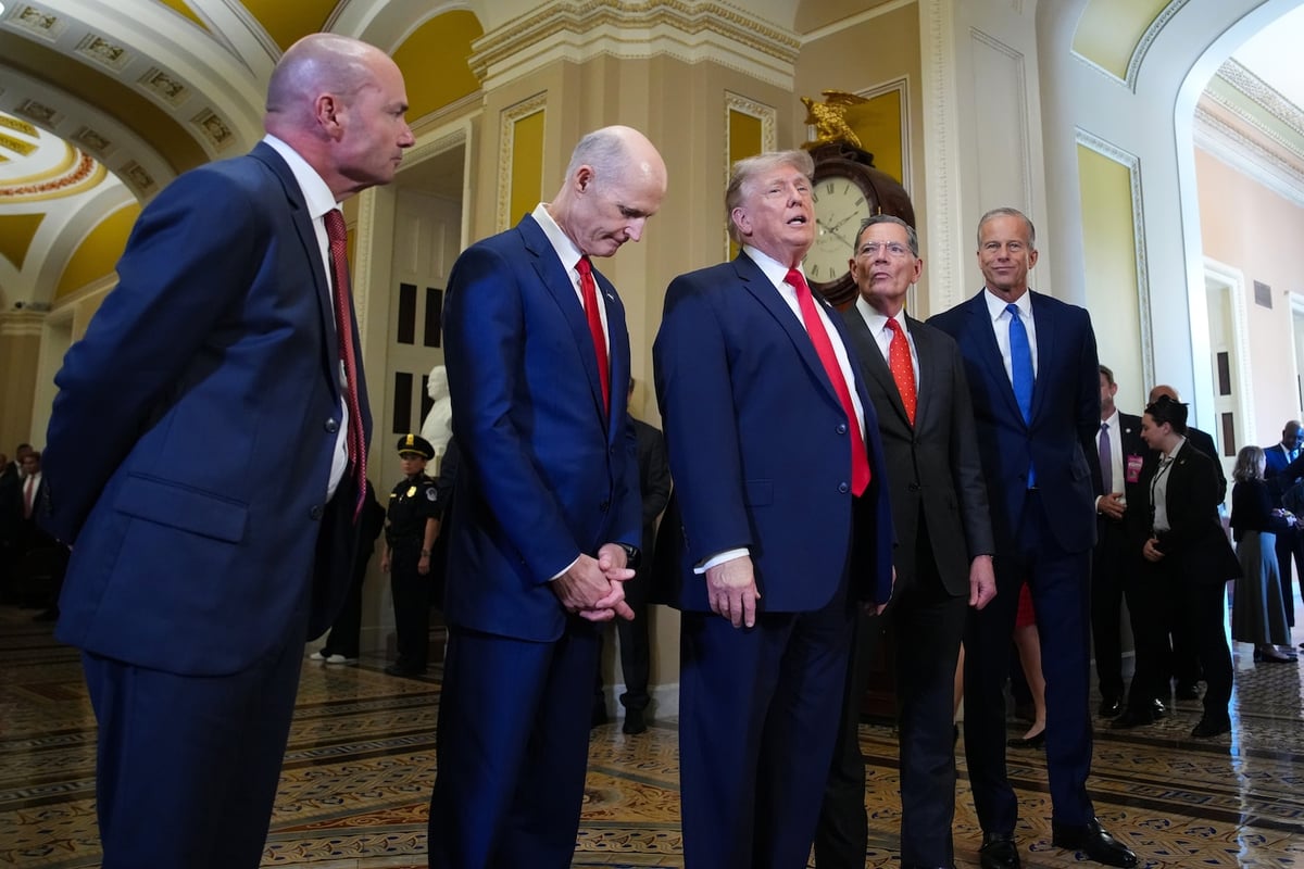 GOP Majorities Crumble as Conservative Agenda Stalls in Congress