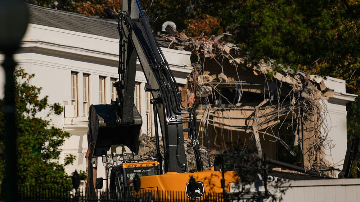 Trump Allocates $551M for White House Living Quarters Renovation