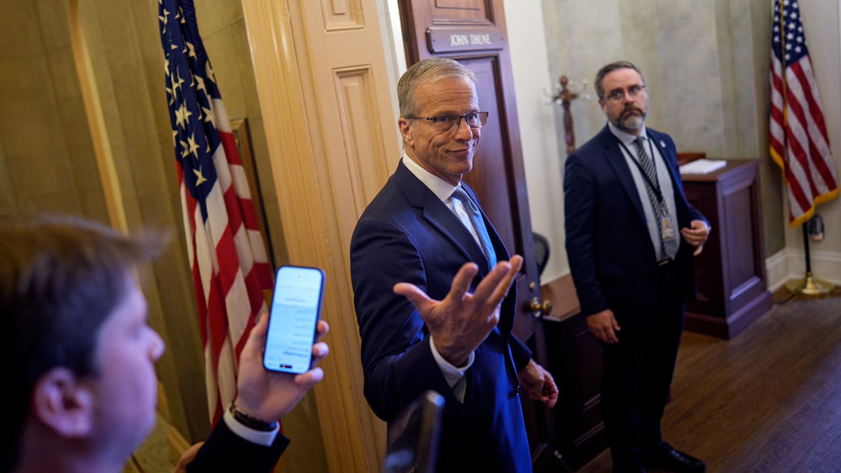 Thune Stalls DHS Funding Bill Again, Congress Heads Home