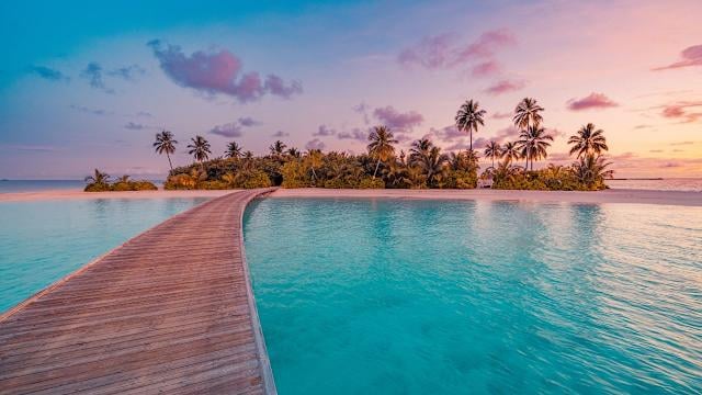 17 Last-Chance Destinations Before They're Gone