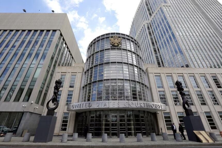 Trump-Pardoned Lobbyist Faces Extortion Charge