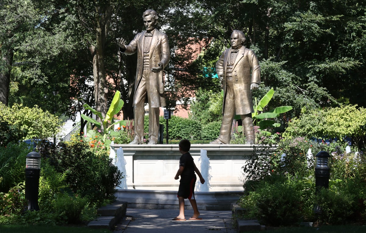 Illinois 250 Highlights The State's Political Legacy