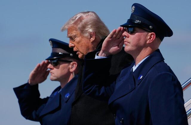 Trump Weighs Iran Uranium Seizure by US Troops