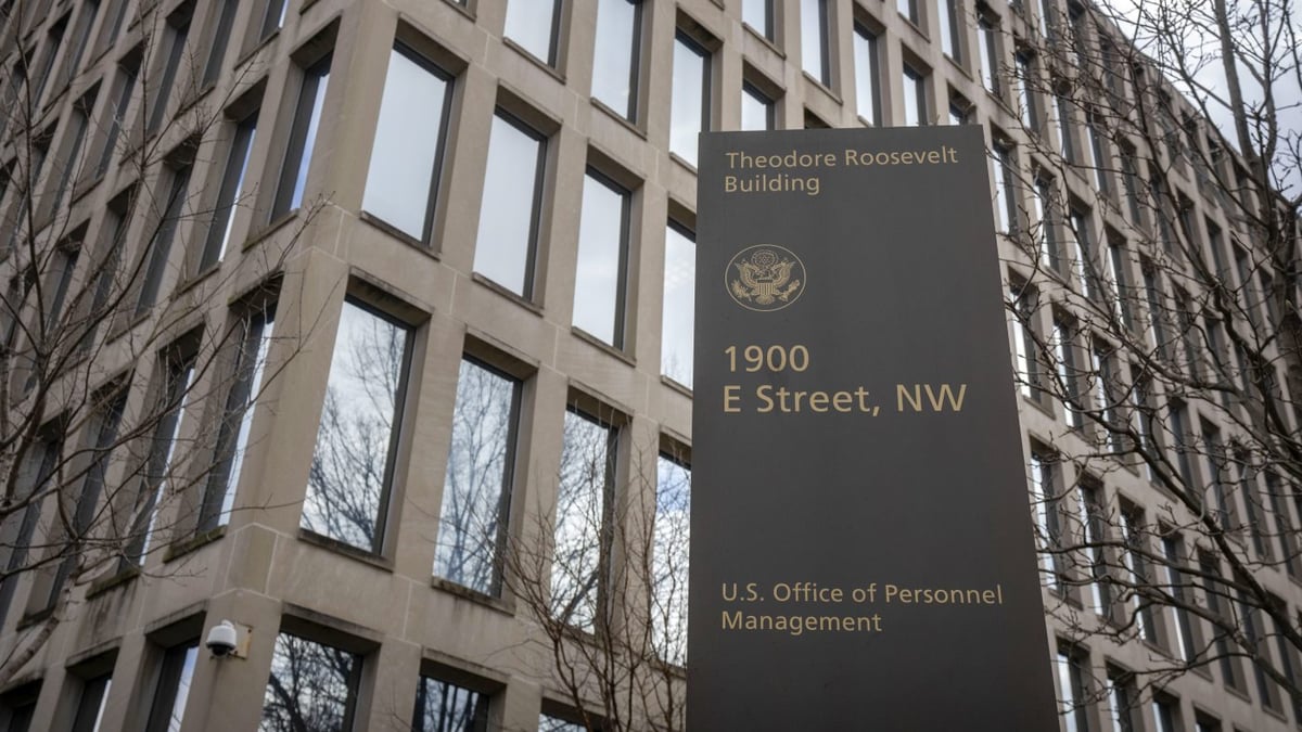 Trump Admin Floats NDAs For Federal Workers