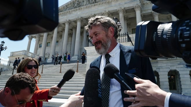 Thomas Massie Falls As Trump’s GOP Purge Tightens Its Grip