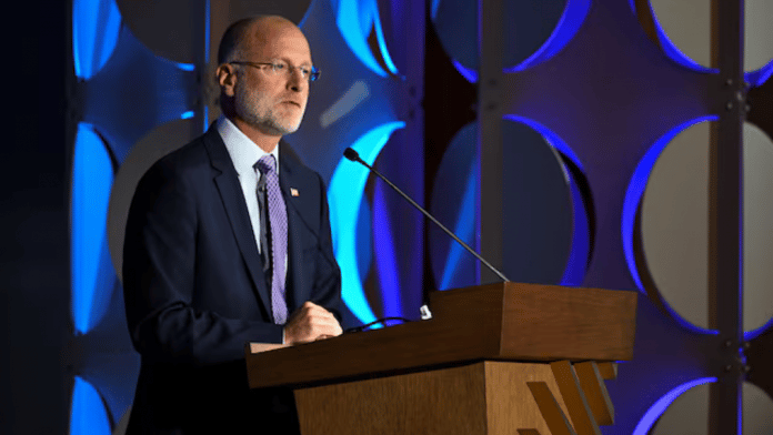 FCC's Carr Reposts Trump on Iran