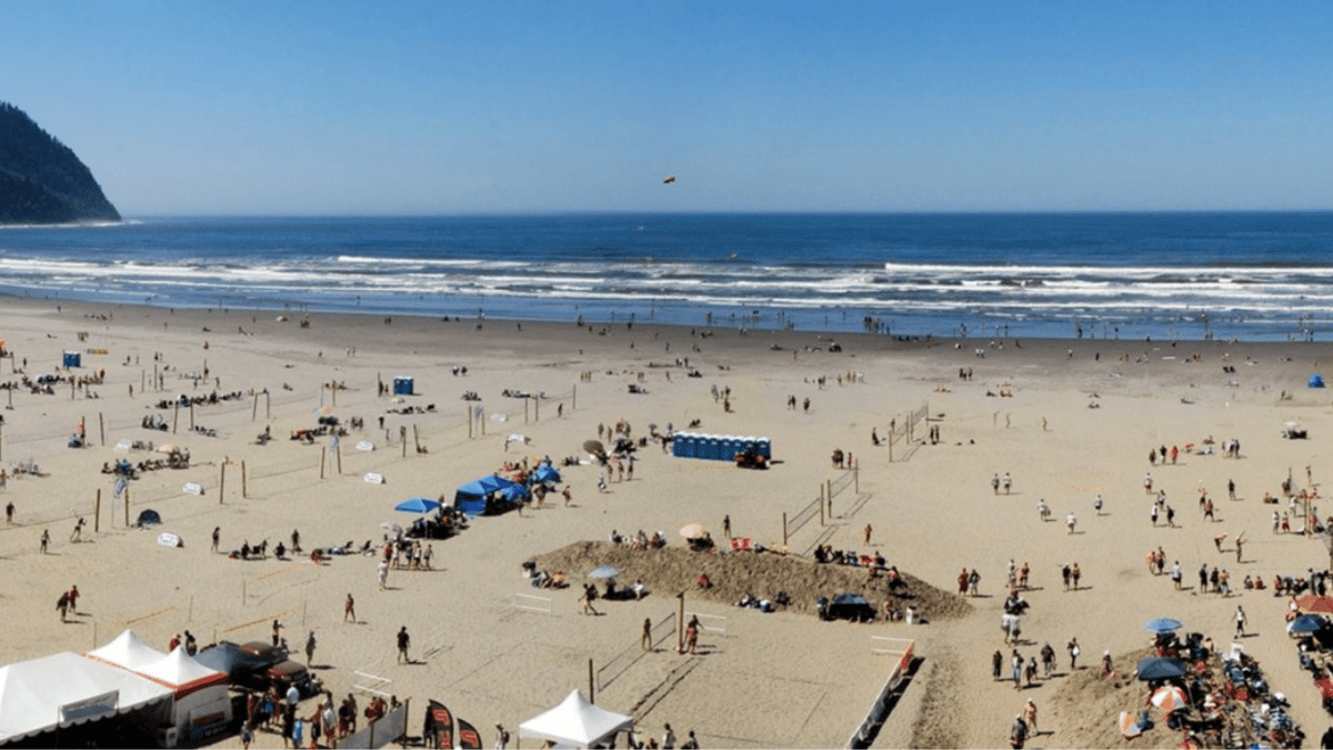 Oregon Coast Spot Lands on Expedia's Best Beach Reads List
