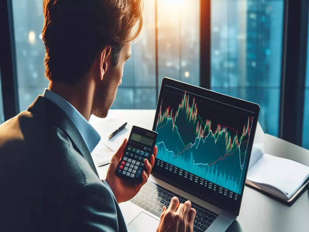 Gold Holds Bullish Trend as Traders Eye Fresh Targets