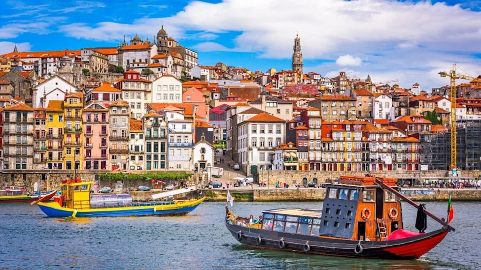 7 Destinations Where Comfort, Beauty, And Food Meet