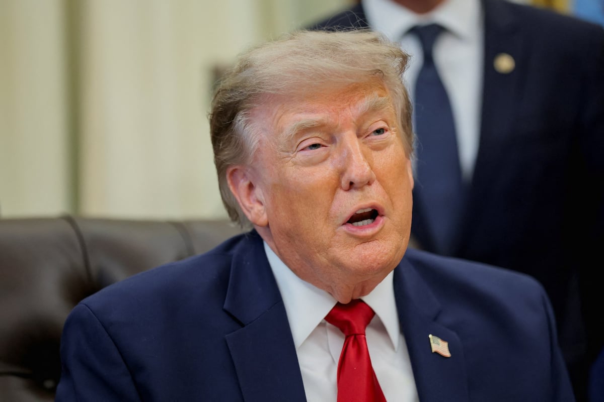 Trump Pivots on Hormuz Strategy, Pursues Bilateral Gulf Deals