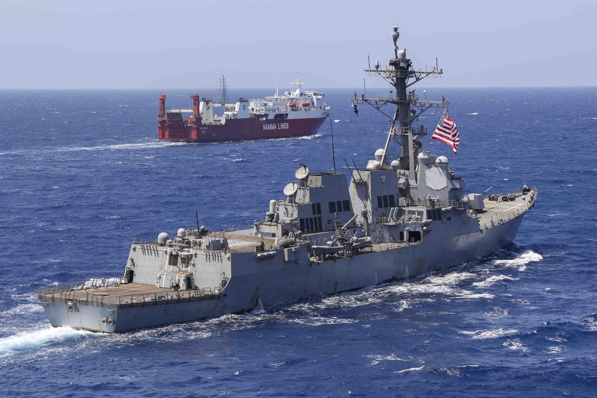 Navy Delays Reopening Hormuz Amid Iran Kill Box