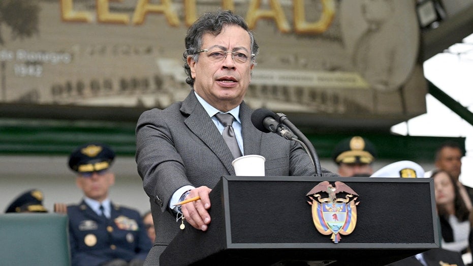 Colombian Lawmakers Move To Suspend Gustavo Petro