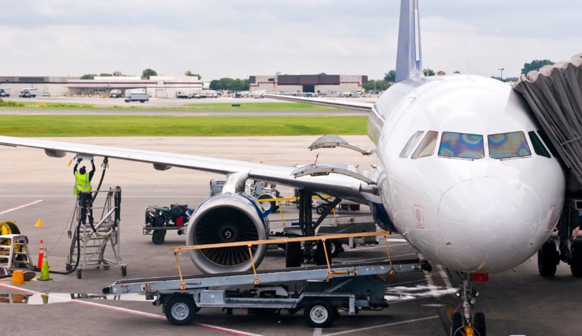 Travel Chaos: 1,410 Flights Delayed, 250 Canceled Nationwide