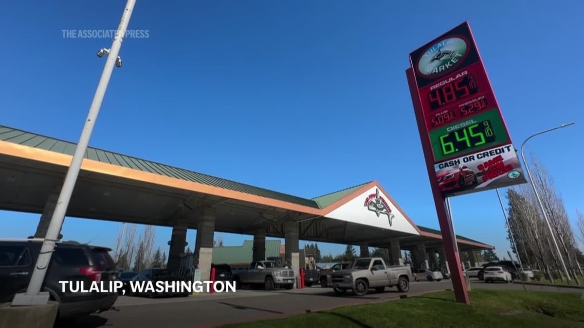 Tribal Gas Stations Ease Pain of High Prices in Iran War