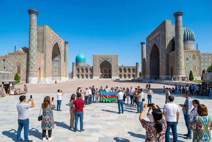 Azerbaijanis Flock to Uzbekistan's Samarkand, Bukhara, Khiva