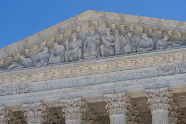 Supreme Court Gives GOP Midterm Advantage With Campaign Ruling