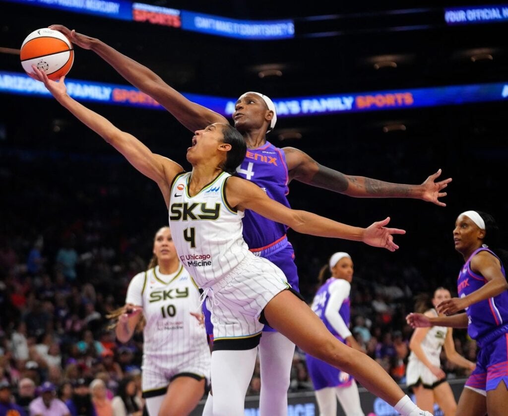 Mercury and Sky Head in Opposite Directions Before Matchup