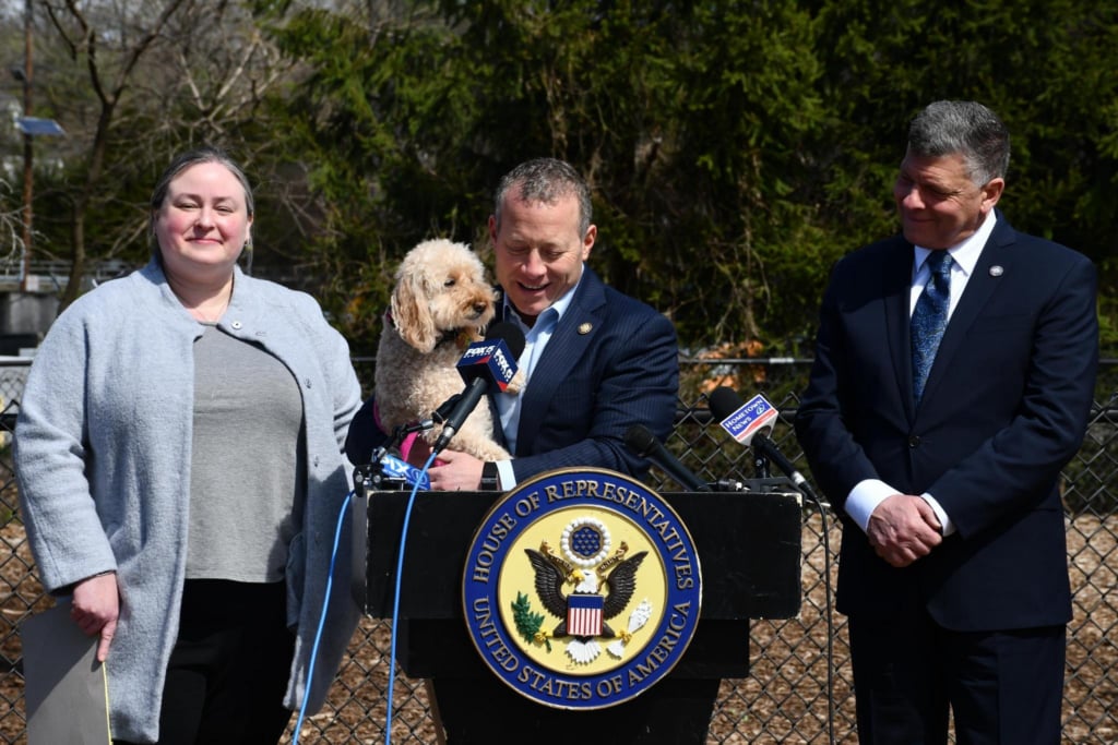 Gottheimer Pushes Pet Protection Bill in April