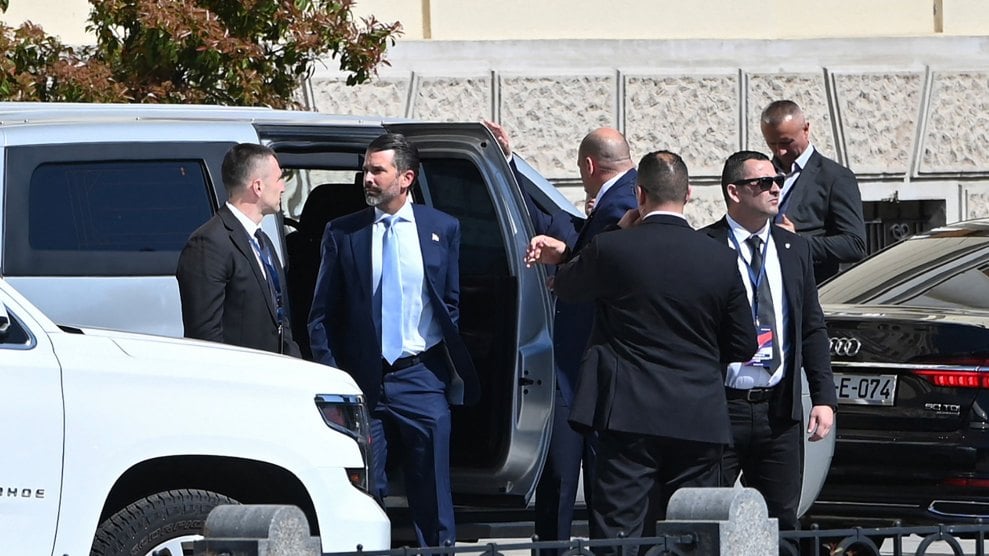 Report Says MAGA-Linked Firm Won $1 Billion In Balkan Energy Deals