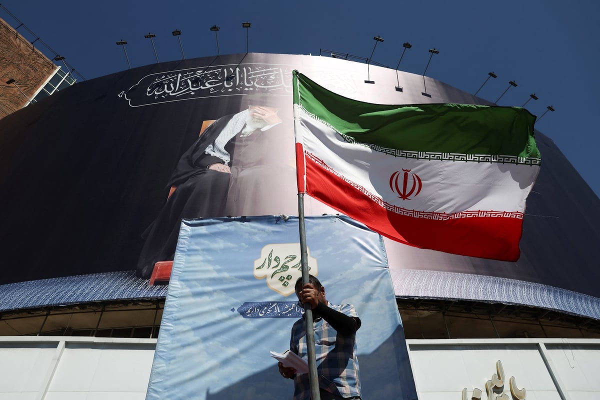 Trump's Iran Accord Ends War But Creates Political Risks