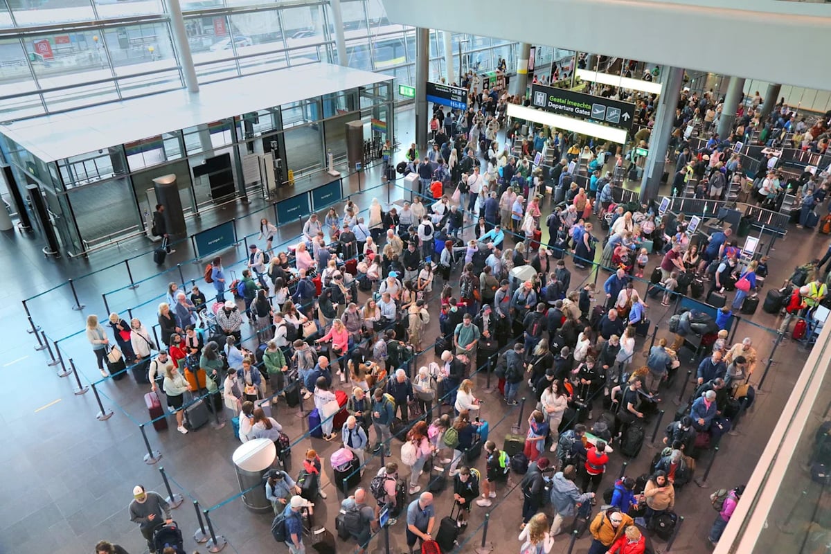 Why You Always Pick the Longest Airport Line