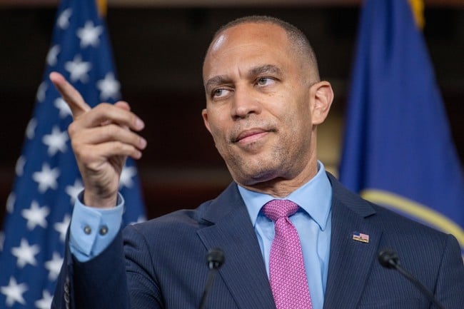Jeffries Tells Trump to Shut Reckless Mouth Over Dem Blast