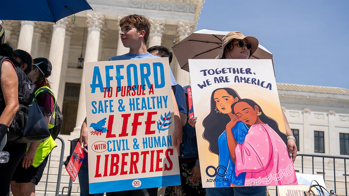 GOP Pushes Back Against Birthright Citizenship Ruling