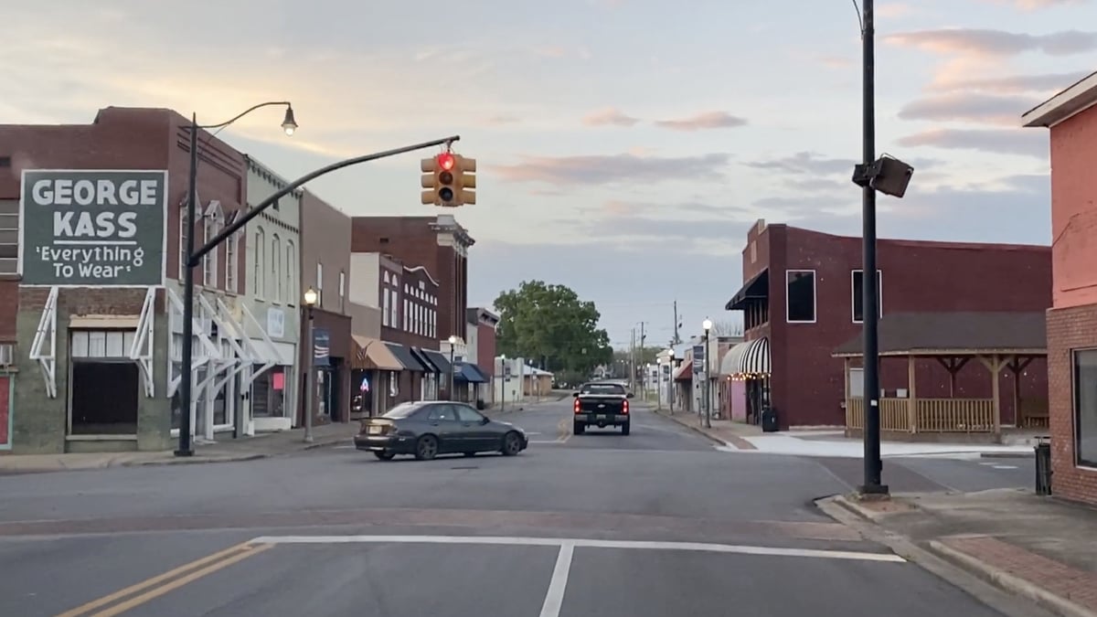 Alabama's Hidden Gem: Walkable City Between Atlanta and Huntsville