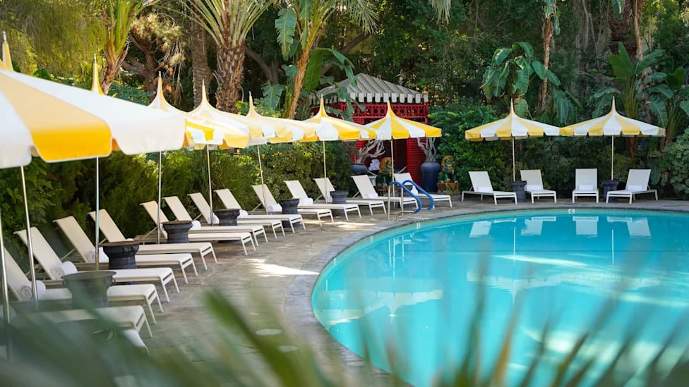 Palm Springs Luxury Guide: Desert Stays, Dining, and Activities
