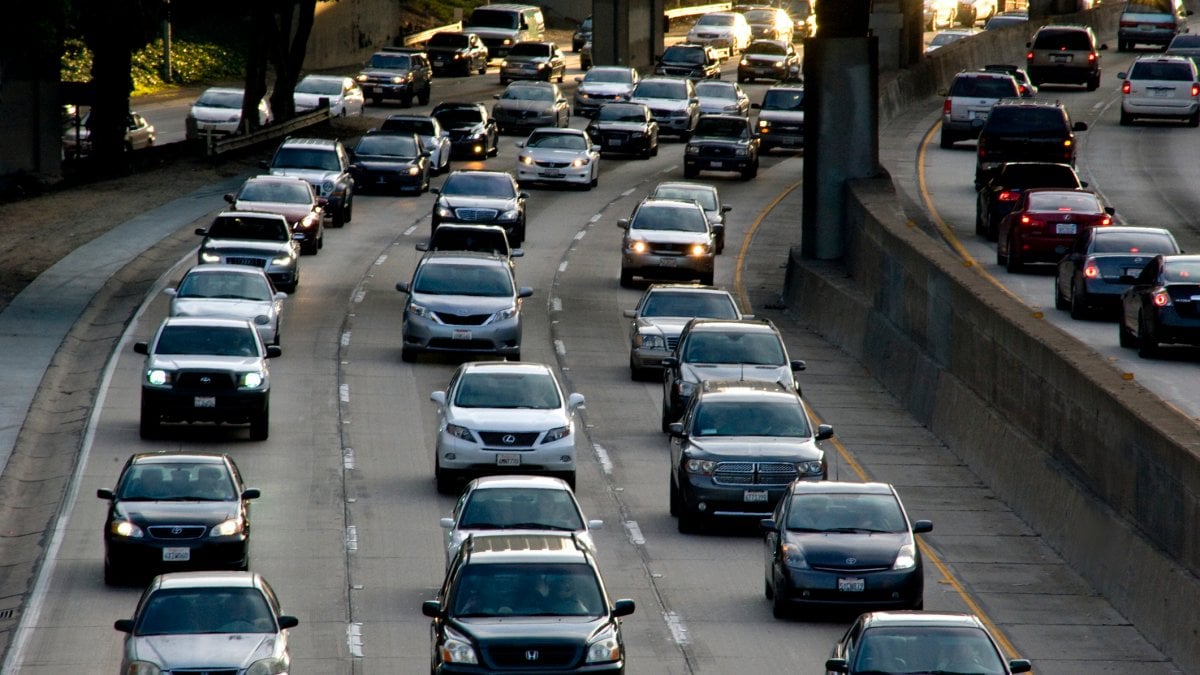 Fourth of July Weekend Traffic: Peak Times and Routes to Avoid