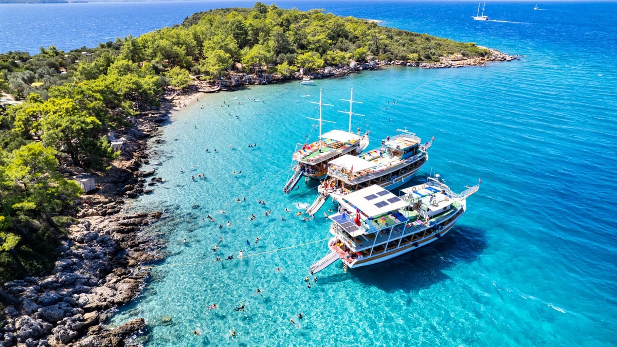 7 Budget Beach Escapes With Pound Beers and Private Lagoons
