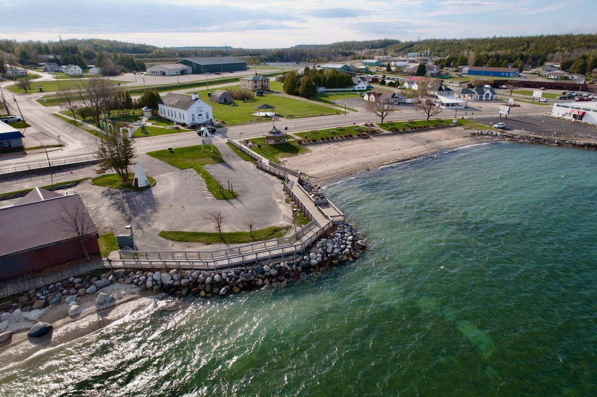 St. Ignace Lures Cruise Visitors