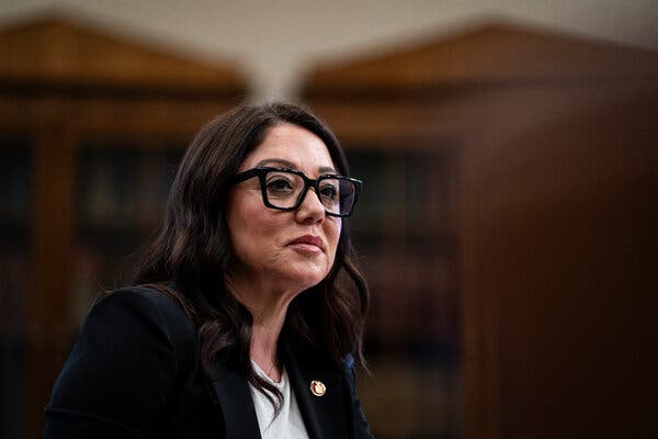 Labor Secretary Hit With Staff Civil Rights Claims