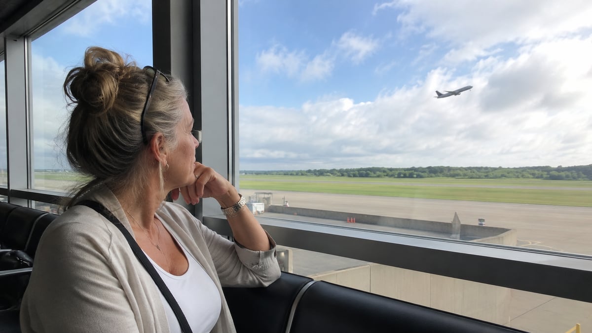 Budget Travel Guide: Fly From Regional Airports
