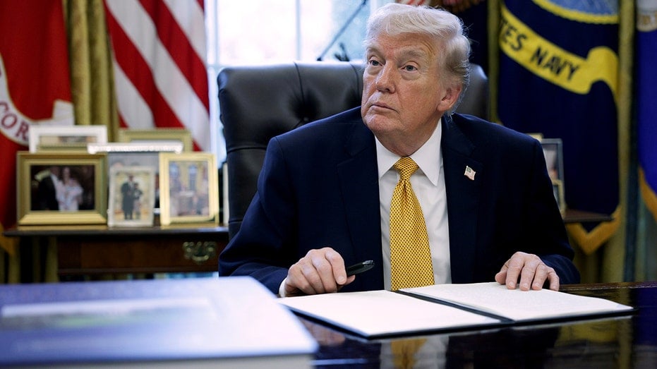 Trump White House Slams CBS Over Liz Cheney Hire