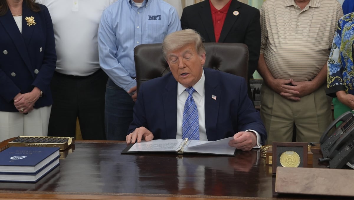Trump Calls Possible SCOTUS Ruling on Birthright Citizenship a Disgrace