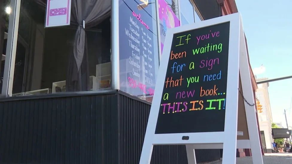Indie Bookstore Opens Its Doors in Warren