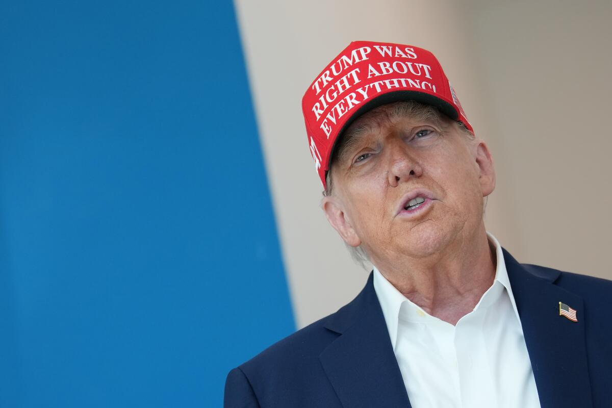Trump Eyes U.S. Stakes In AI Giants Before CEO Meeting