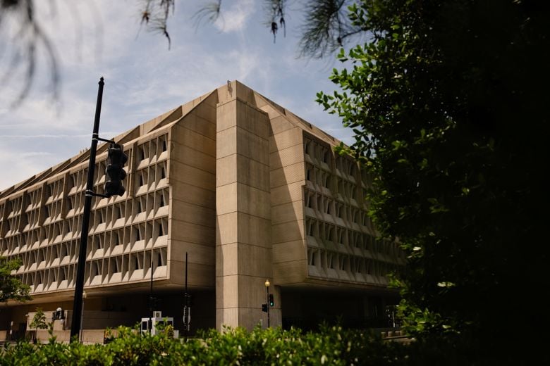 Health Department Lifts Freeze on $10 Billion for Democratic States